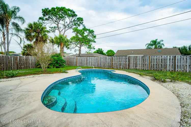 Single-family house For Sale in 627, Binney Street Northeast, Palm Bay, Florida