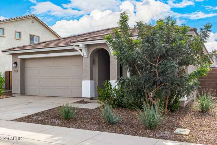 Single-family house For Sale in Mesa, Arizona