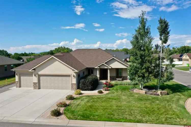 Single-family house For Sale in Colorado