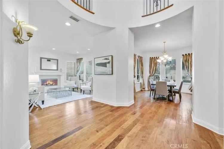 Single-family house For Sale in 20092, Sand Dune Lane, Huntington Beach, California