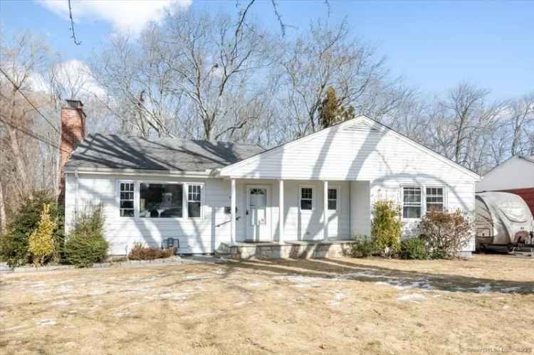 Single-family house For Sale in 69, Bouton Street West, Stamford, Connecticut