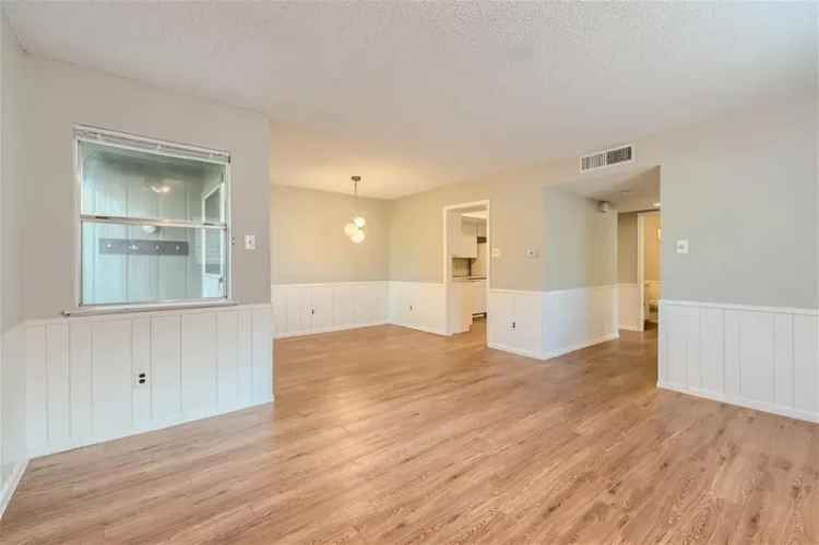 Duplex For Sale in 1608, Pease Road, Austin, Texas