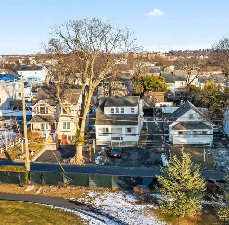 Single-family house For Sale in 556, Fairfield Avenue, Stamford, Connecticut