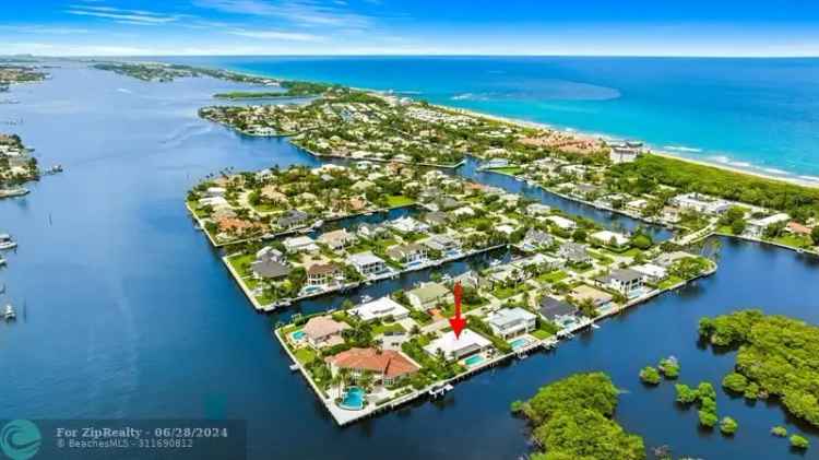 Single-family house For Sale in Ocean Ridge, Florida