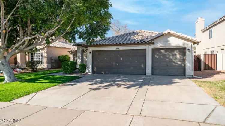 Single-family house For Sale in 1274, North Ithica Street, Gilbert, Arizona