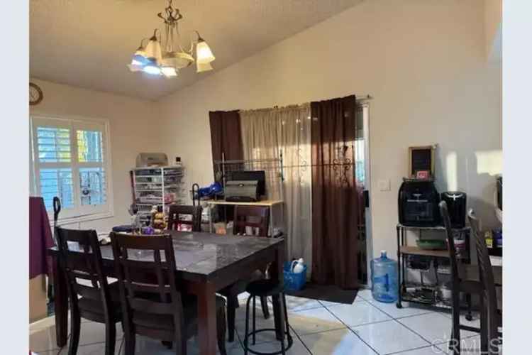 Single-family house For Sale in 124, Palawan Way, San Diego, California