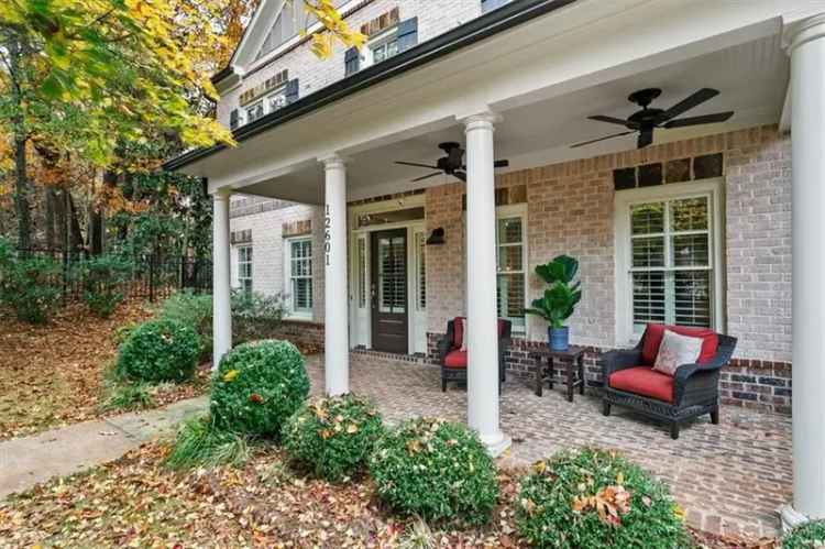 House For Sale in Alpharetta, Georgia