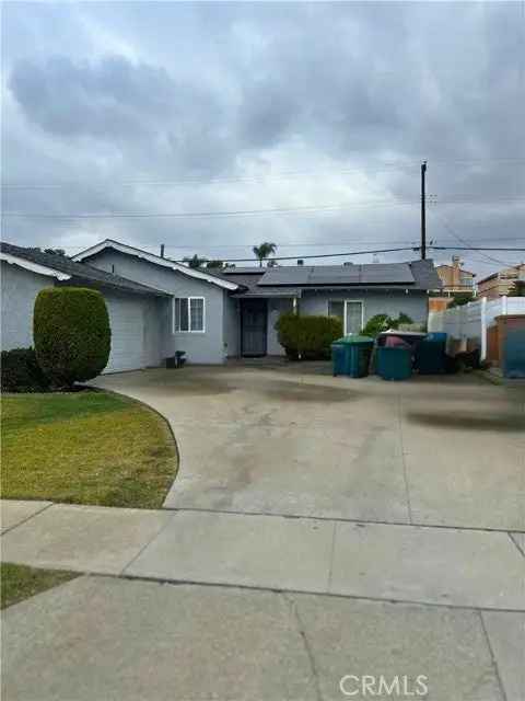 Single-family house For Sale in 2161, Wilshire Avenue, La Habra, California