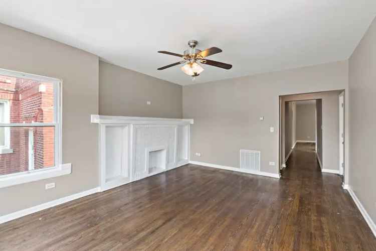 Multi-family house For Sale in 7843, South Evans Avenue, Chicago, Illinois