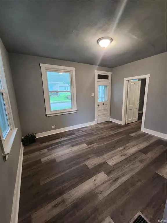 Single-family house For Sale in 817, Union Avenue, Belleville, Illinois