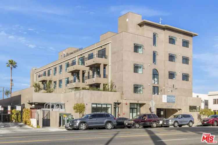 Multi-family house For Sale in 3617, Venice Boulevard, Los Angeles, California