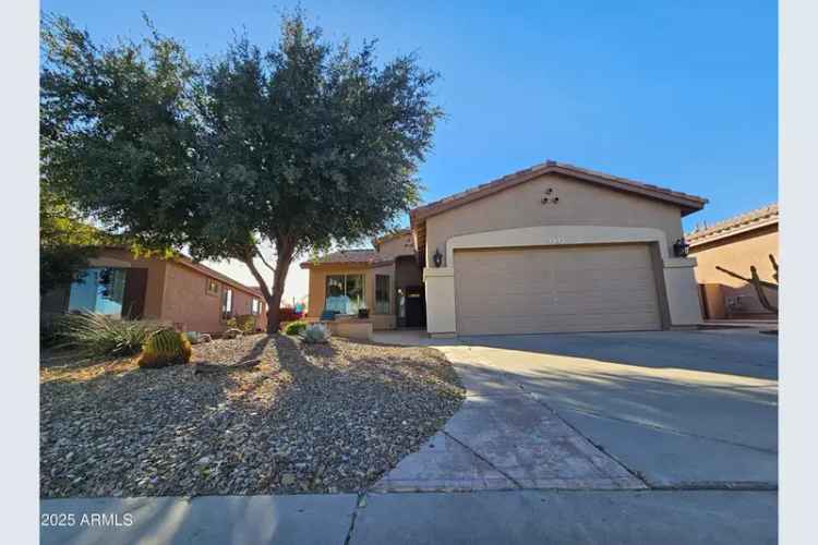 Single-family house For Sale in 5028, South Peachwood Drive, Gilbert, Arizona