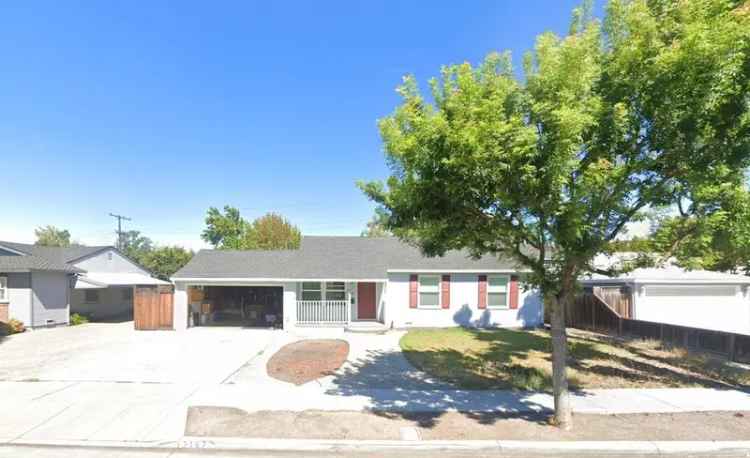 Single-family house For Sale in 2187, Sunny Vista Drive, San Jose, California