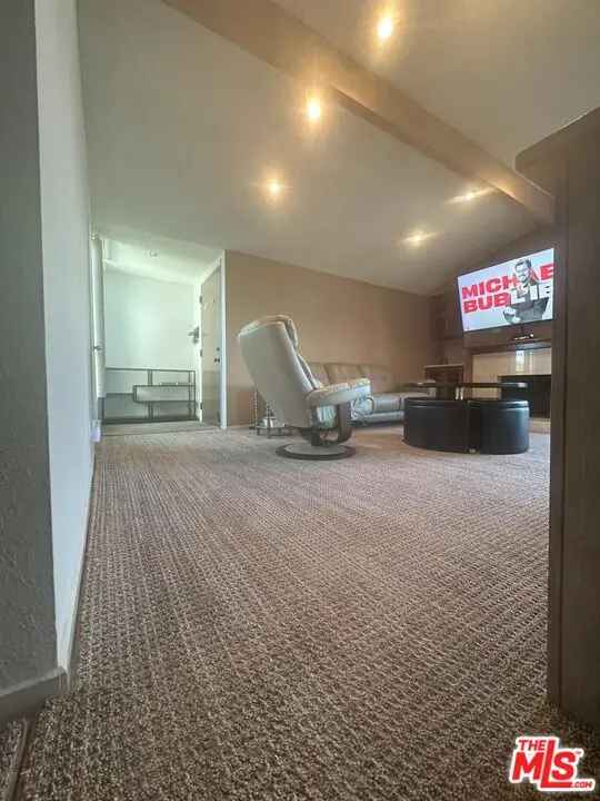 Condo For Sale in 520, North Brea Boulevard, Brea, California