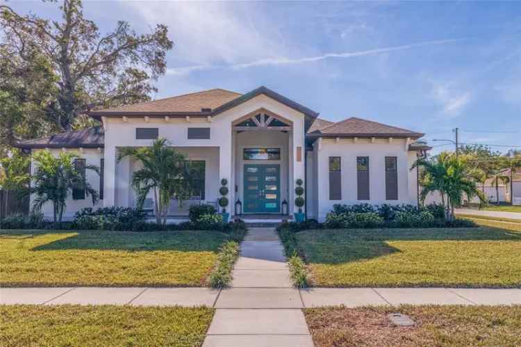 Single-family house For Sale in 988, 47th Avenue North, Saint Petersburg, Florida