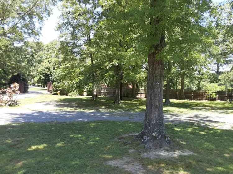 Single-family house For Sale in Chatsworth, Georgia