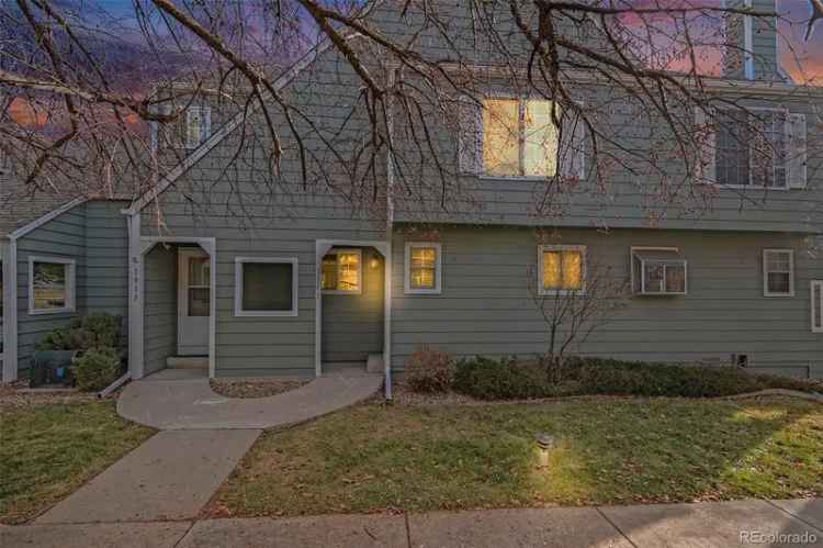 House For Sale in Lakewood, Colorado