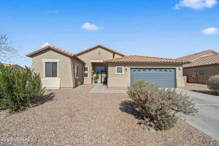 Single-family house For Sale in 11148, West Caracara Drive, Marana, Arizona