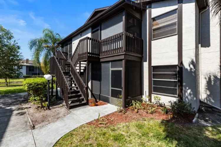 Condo For Sale in 3809, 59th Avenue West, South Bradenton, Florida