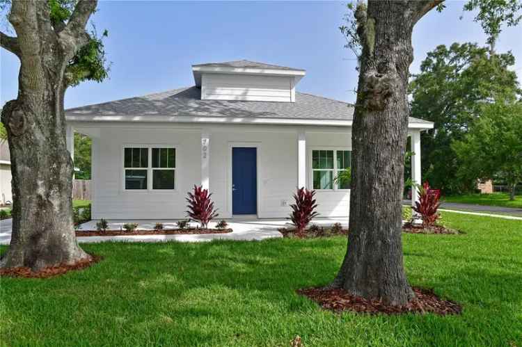 Single-family house For Sale in Bradenton, Florida