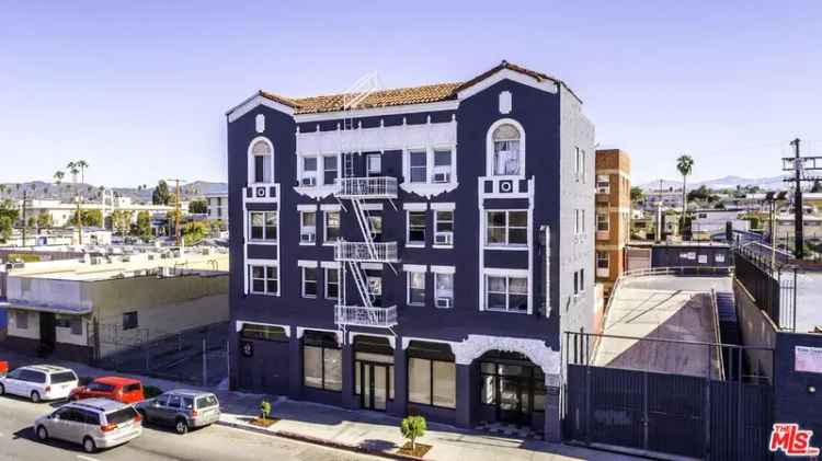 Multi-family house For Sale in 2731, Beverly Boulevard, Los Angeles, California