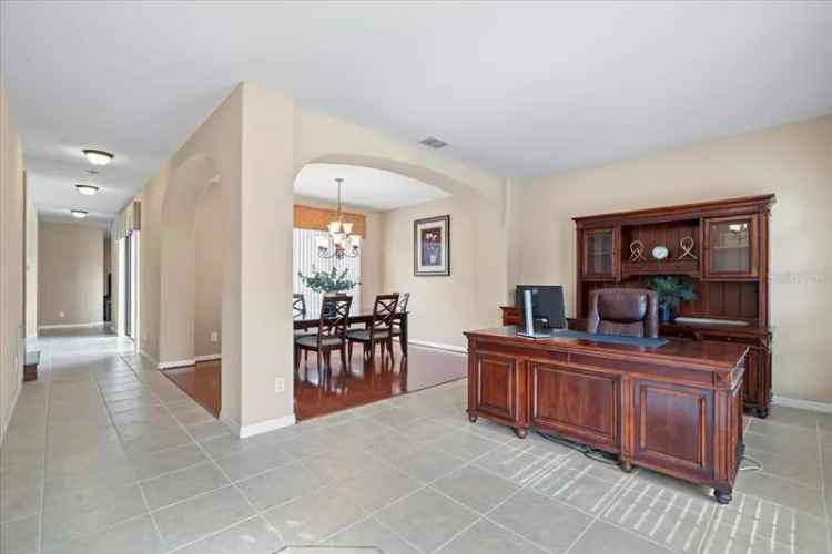 Single-family house For Sale in 20314, Chestnut Grove Drive, Tampa, Florida