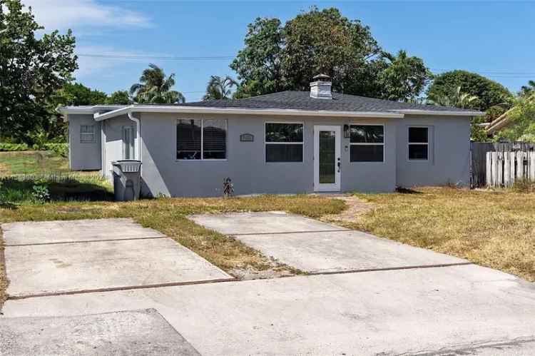 Single-family house For Sale in Pompano Beach, Florida