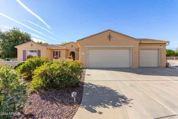 Single-family house For Sale in 15278, West Morningtree Drive, Surprise, Arizona