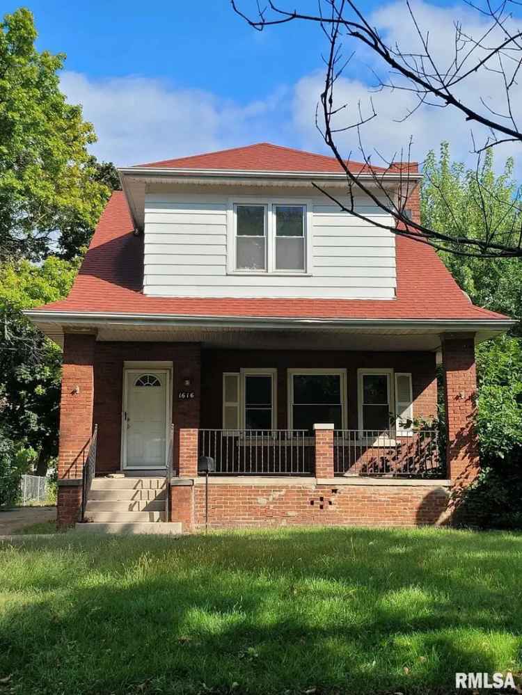 Single-family house For Sale in 1616, North Peoria Avenue, Peoria, Illinois