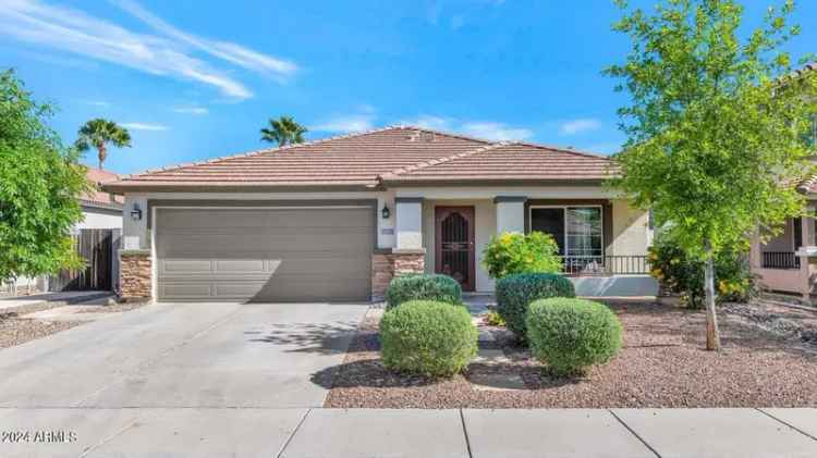 Single-family house For Sale in 17520, West Caribbean Lane, Surprise, Arizona