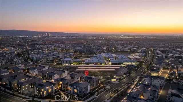 Condo For Sale in Irvine, California