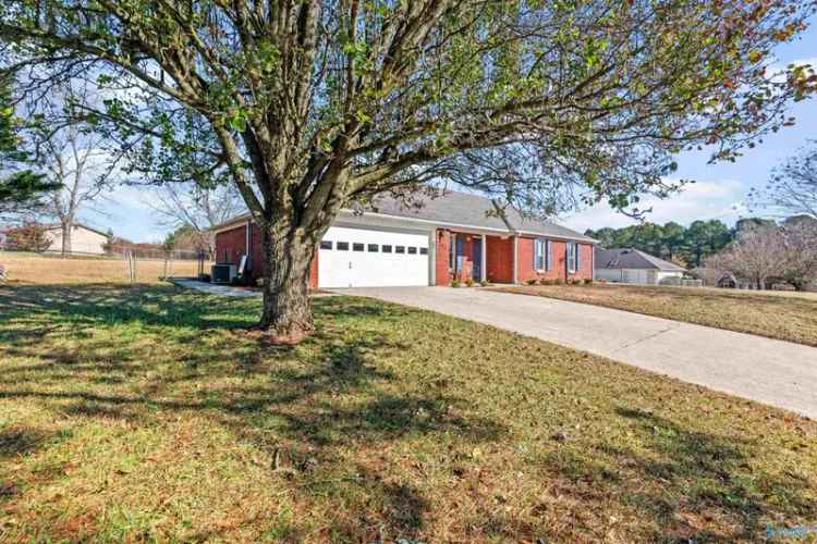 Single-family house For Sale in Harvest, Alabama