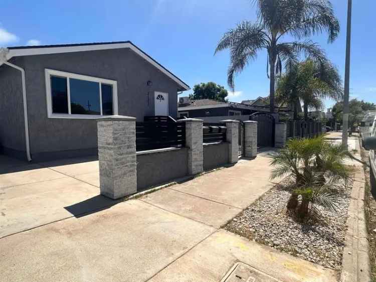 Multi-family house For Sale in 3171, K Street, San Diego, California