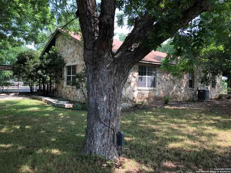 Single-family house For Sale in Texas