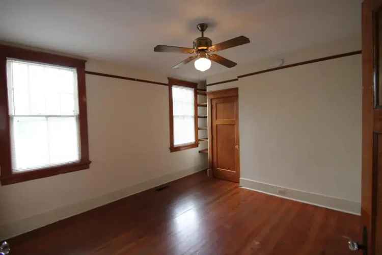 4 Bedroom Apartment for Rent Spacious Wood Floors Off Street Parking