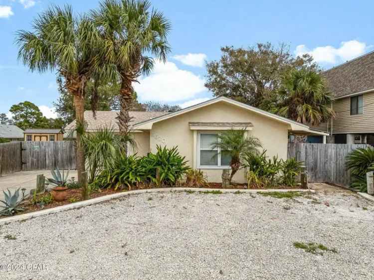 Single-family house For Sale in 5620, Pinetree Avenue, Panama City Beach, Florida