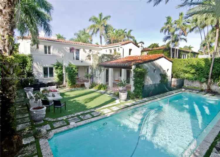 Single-family house For Sale in 5711, North Bay Road, Miami Beach, Florida