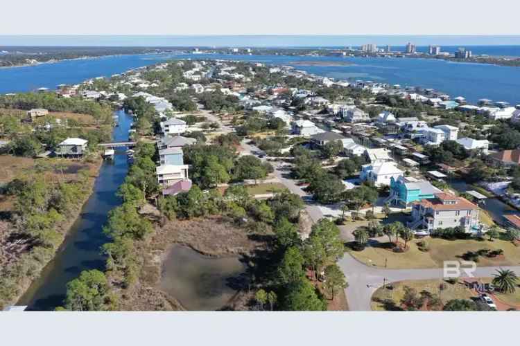 Single-family house For Sale in 32355, River Road, Orange Beach, Alabama