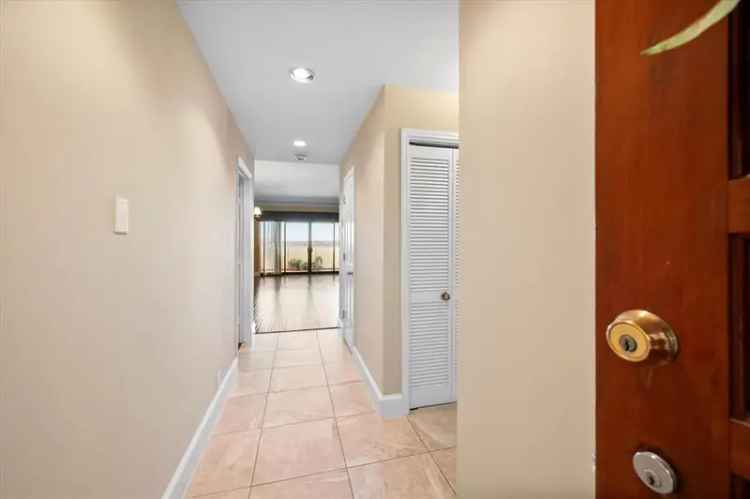 Condo For Sale in 2110, Reflection Bay Drive, Arlington, Texas