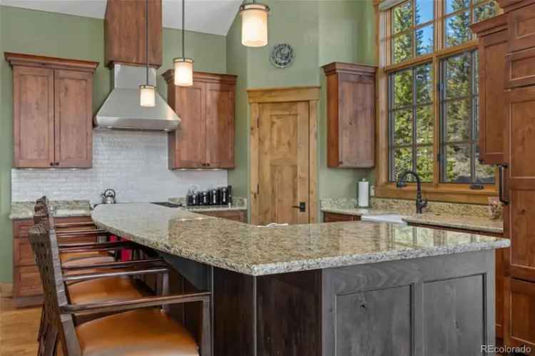 Single-family house For Sale in Breckenridge, Colorado