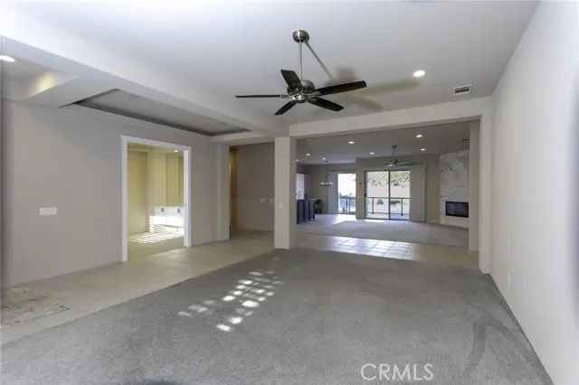 Single-family house For Sale in Palm Desert, California