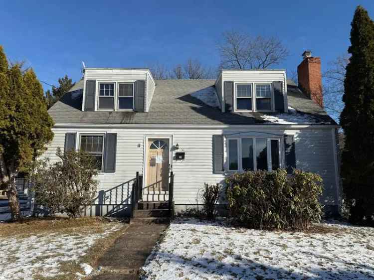 Single-family house For Sale in 50, Garfield Avenue, Middletown, Connecticut