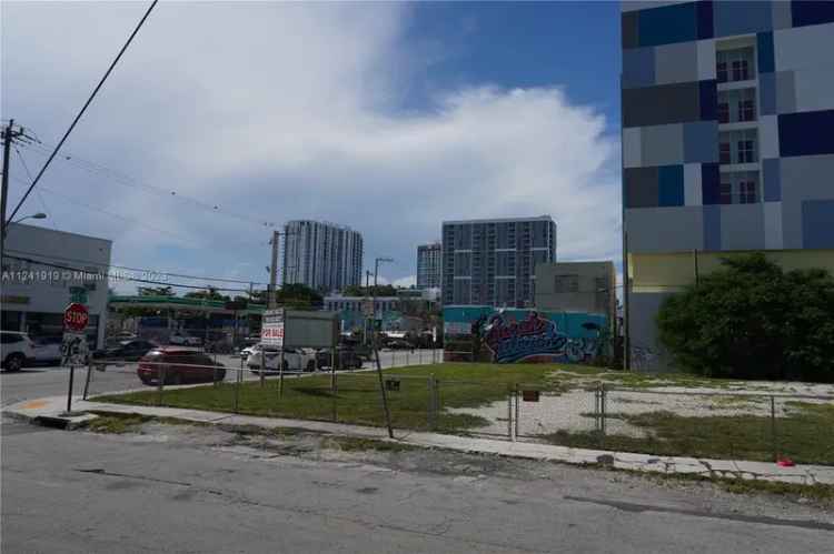 Land For Sale in 215, Northeast 25th Street, Miami, Florida