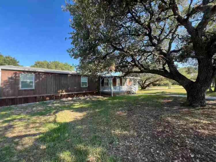 Single-family house For Sale in Ingleside, Texas