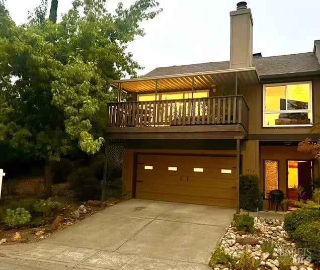 Single-family house For Sale in 6455, Mesa Oaks Court, Santa Rosa, California