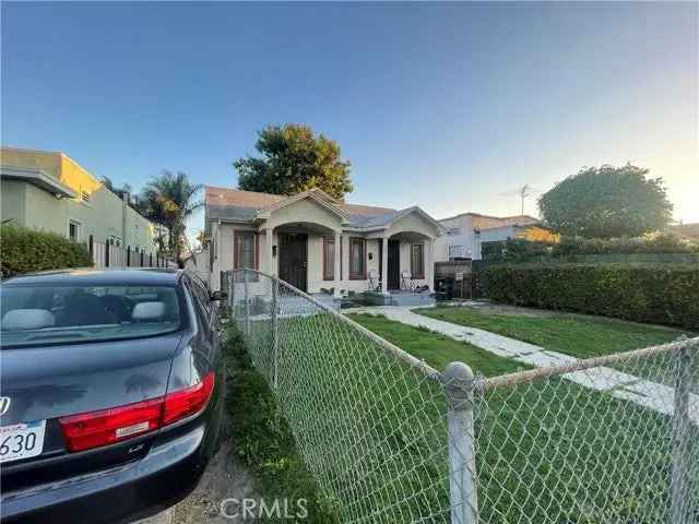 Multi-family house For Sale in 1722, Leighton Avenue, Los Angeles, California