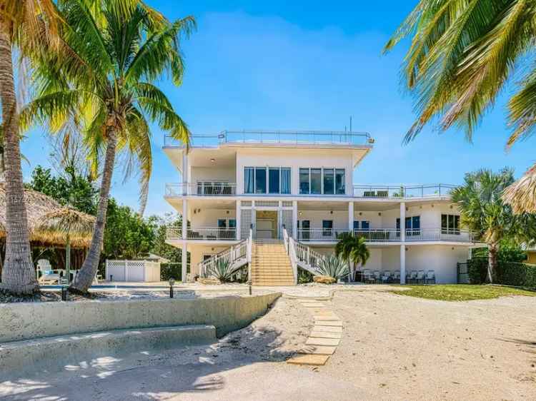 Single-family house For Sale in Key Largo, Florida