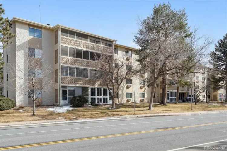 Condo For Sale in 3184, South Heather Gardens Way, Aurora, Colorado