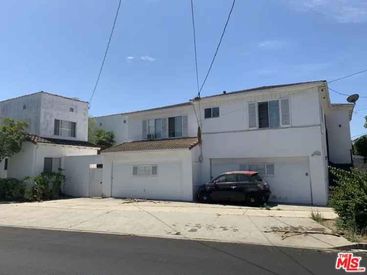 Multi-family house For Sale in 1201, South Cloverdale Avenue, Los Angeles, California