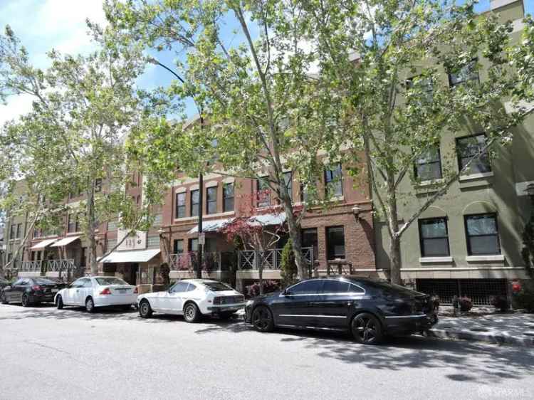 Condo For Sale in 125, Patterson Street, San Jose, California